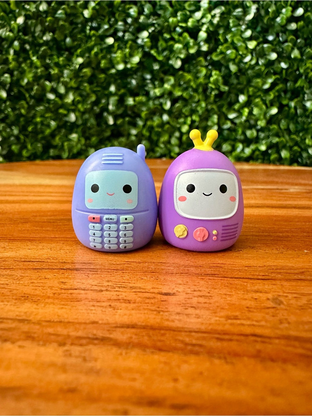 Squish-a-longs by Squishmallows TV and Cell Phone Bundle
